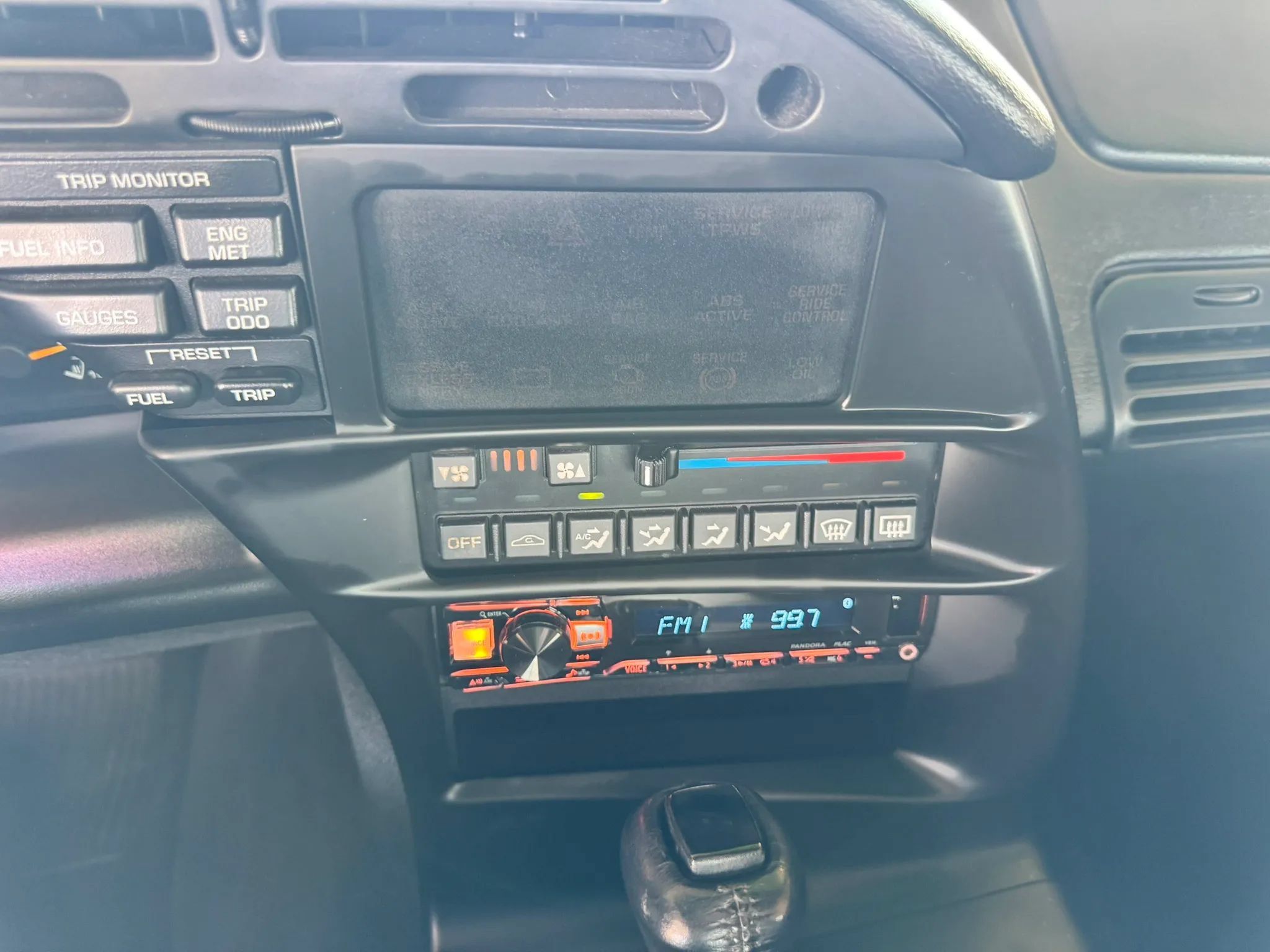 Used 1994 Chevrolet Corvette Coupe RWD image 12