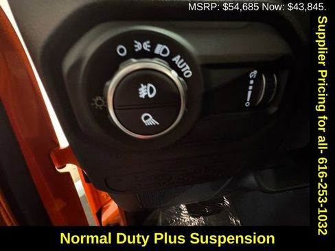 New 2025 Jeep Gladiator Sport image 27