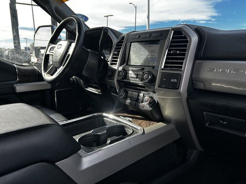 Used 2017 Ford F350 Lariat w/ Lariat Ultimate Package image 13