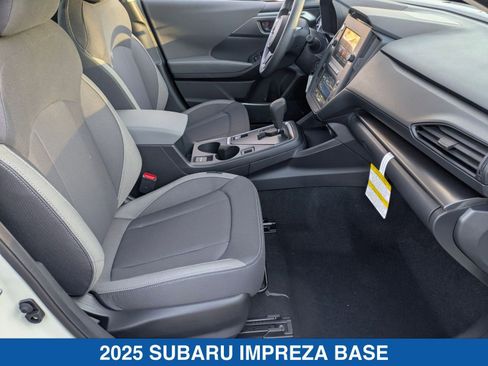 Certified 2025 Subaru Impreza 2.0i image 38