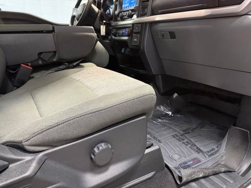 Used 2023 Ford F150 XLT AWD/4WD image 18
