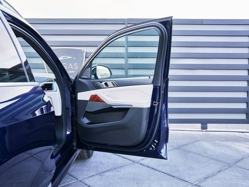 Used 2024 BMW ALPINA XB7 image 23