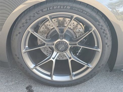 Used 2022 Porsche 911 GT3 image 13