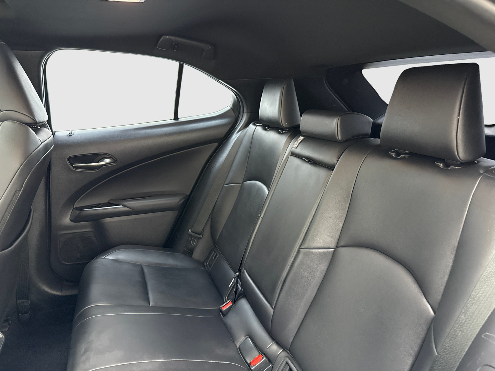 Used 2021 Lexus UX 250h w/ Premium Package AWD/4WD image 35
