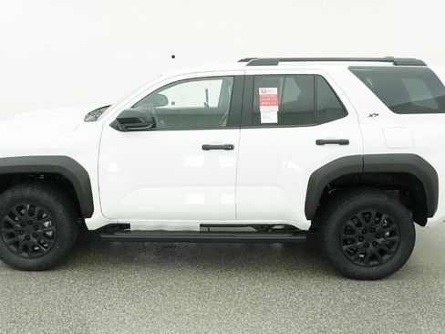 New 2026 Toyota 4Runner SR5 image 3