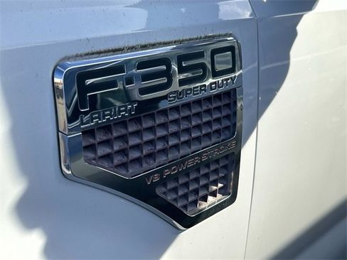 Used 2008 Ford F350 Lariat image 10