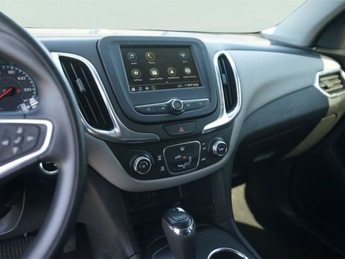 Used 2019 Chevrolet Equinox LS FWD image 26