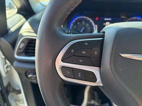 Used 2022 Chrysler Pacifica Pinnacle FWD image 23