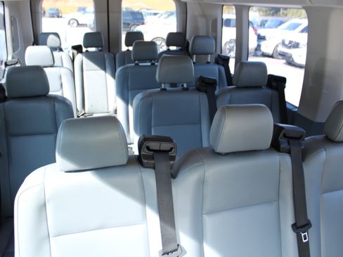 Used 2017 Ford Transit 350 XL RWD image 18