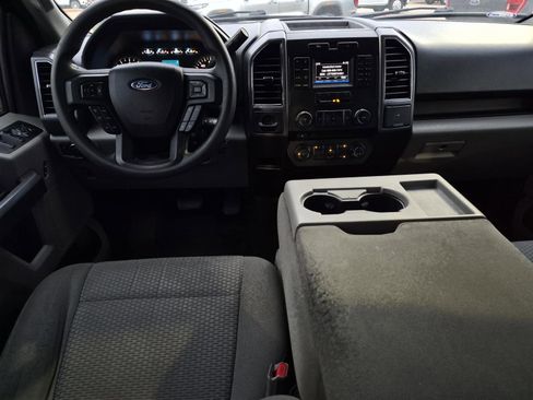 Used 2017 Ford F150 XLT RWD image 14