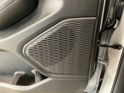 New 2025 Jeep Grand Cherokee image 30