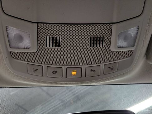 Used 2016 Ford Fusion SE FWD image 22