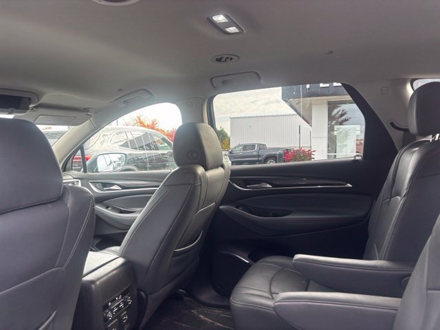 Used 2019 Buick Enclave Premium AWD/4WD image 9