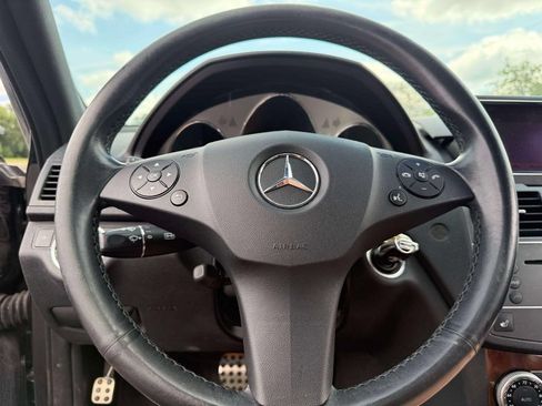 Used 2011 Mercedes-Benz C 300 4MATIC Sedan image 15