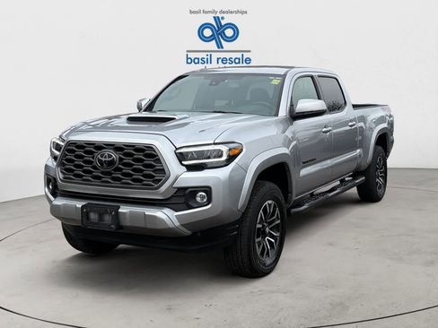 Used 2023 Toyota Tacoma TRD Sport AWD/4WD image 2