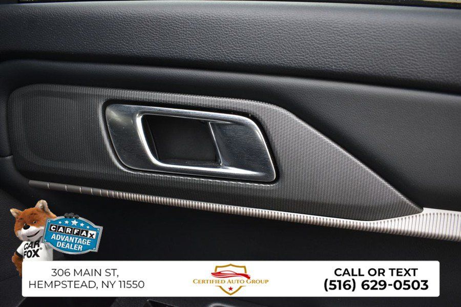 Used 2025 Ford Explorer ST-Line w/ ST-Line Street Pack AWD/4WD image 26