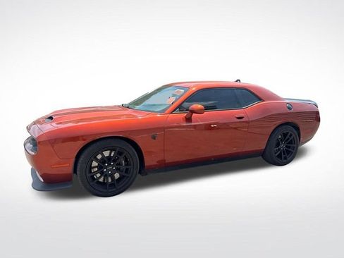 Used 2023 Dodge Challenger SRT Hellcat RWD image 2