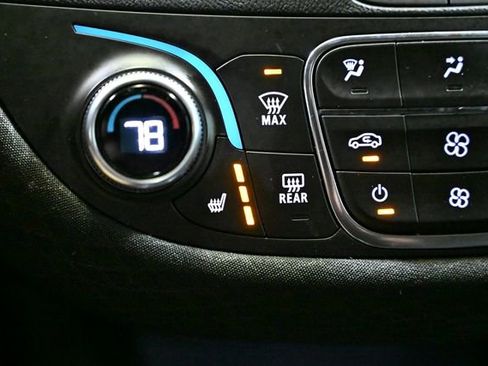 Used 2024 Chevrolet Malibu LT image 32