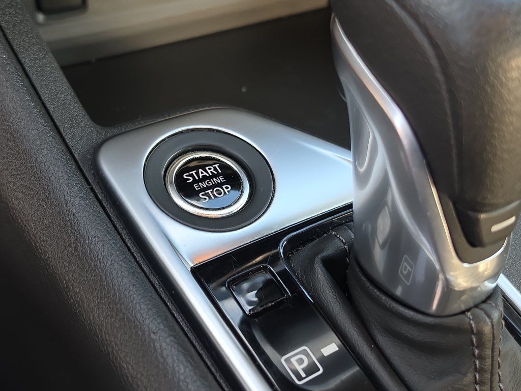 Used 2024 Nissan Sentra SV FWD image 28