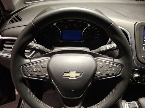 Used 2024 Chevrolet Equinox LT w/ LPO, Floor Liner Package AWD/4WD image 18