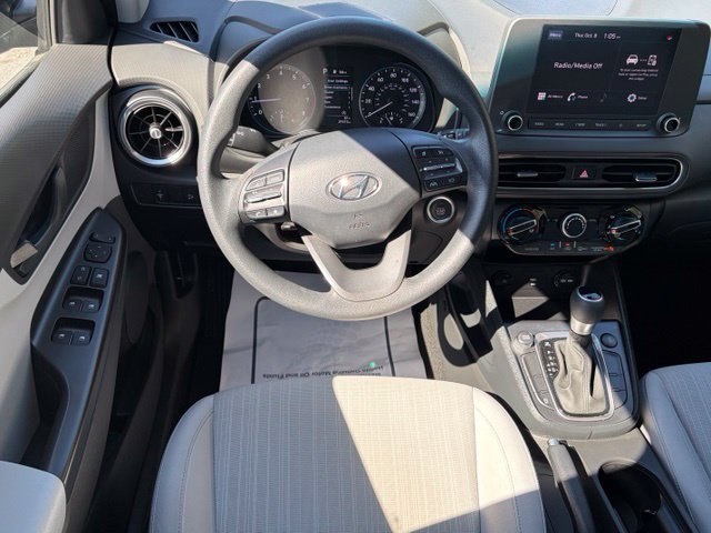 Used 2023 Hyundai Kona SEL AWD/4WD image 30