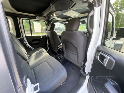 Used 2021 Jeep Wrangler Unlimited Sport AWD/4WD image 15