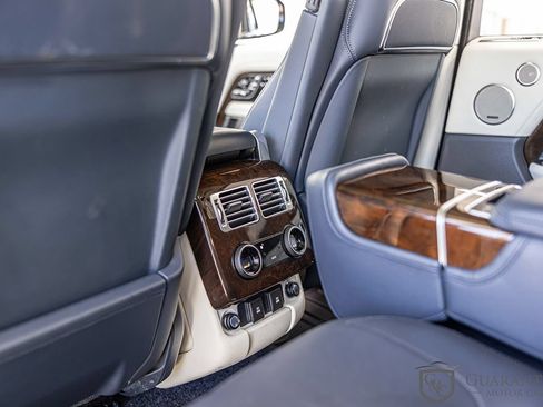Used 2021 Land Rover Range Rover Autobiography AWD/4WD image 36