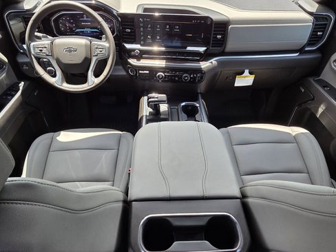 New 2026 Chevrolet Silverado 1500 LT Trail Boss w/ LT Trail Boss Premium Package AWD/4WD image 7