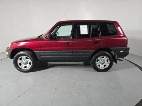 Used 1999 Toyota RAV4 4WD 4-Door image 2