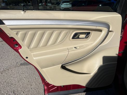 Used 2017 Ford Taurus SEL w/ Equipment Group 201A image 16