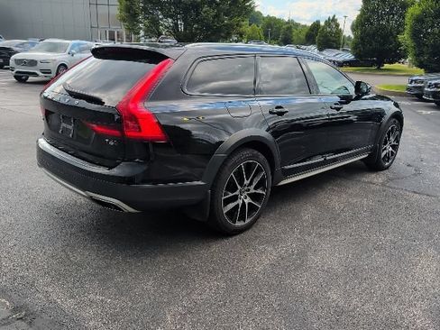 Used 2020 Volvo V90 T6 Cross Country w/ Protection Package Premier AWD/4WD image 6
