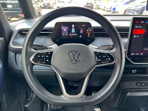Used 2025 Volkswagen ID. Buzz Pro S RWD image 31