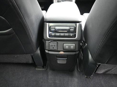 Used 2021 Subaru Ascent Touring w/ Popular Package #2A image 30