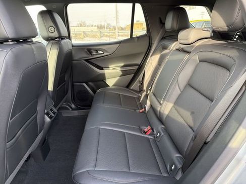 New 2026 Chevrolet Equinox LT w/ Convenience Package II image 21