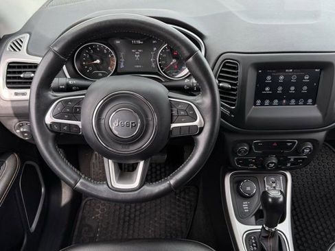 Used 2019 Jeep Compass Latitude w/ Popular Equipment Group image 12