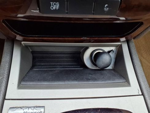 Used 2012 Ford Fusion SEL FWD image 20