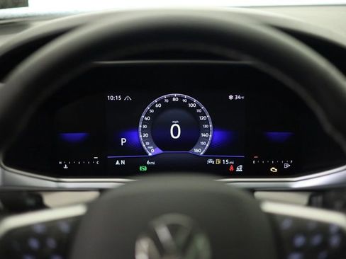 New 2026 Volkswagen Taos SE image 14