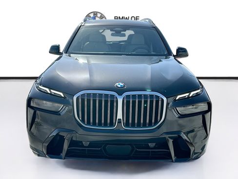 Used 2024 BMW X7 xDrive40i w/ Executive Package AWD/4WD image 2