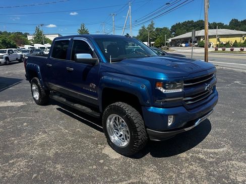Used 2018 Chevrolet Silverado 1500 LTZ Z71 w/ LTZ Plus Package AWD/4WD image 7