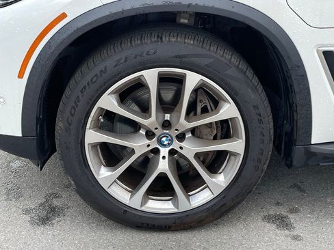 Used 2023 BMW X5 xDrive45e image 10