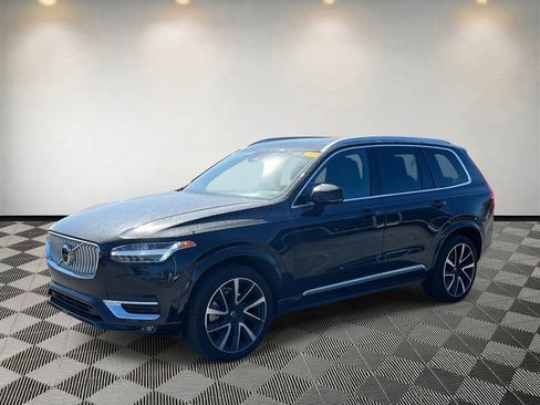 Used 2023 Volvo XC90 B6 Plus w/ Protection Package Premier image 7