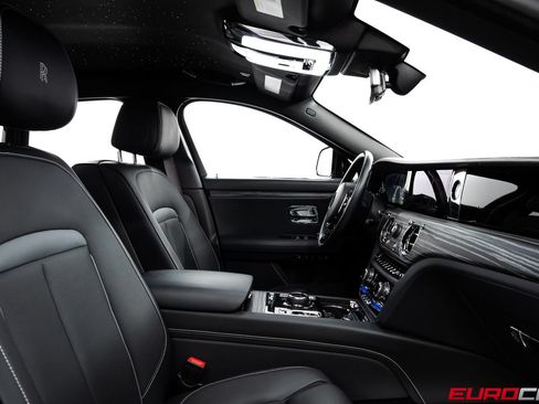 Used 2021 Rolls-Royce Ghost AWD/4WD image 35