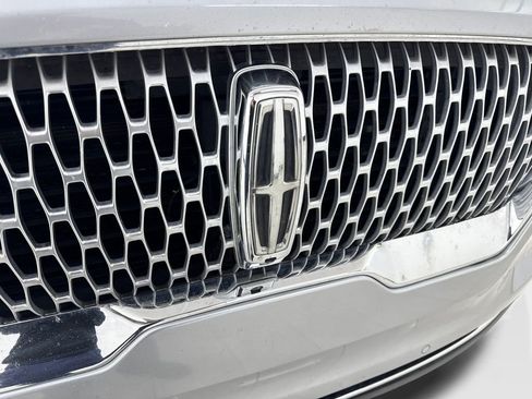 Used 2020 Lincoln Aviator Reserve w/ Equipment Group 202A AWD/4WD image 24
