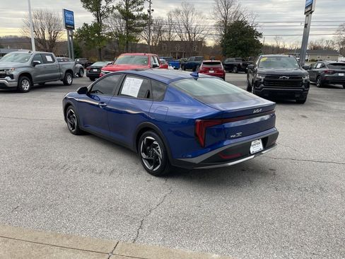 Used 2025 Kia K4 EX image 46