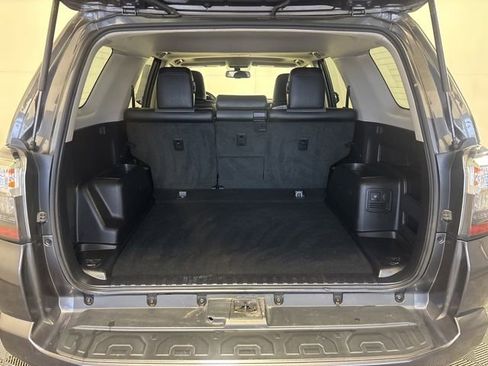 Used 2019 Toyota 4Runner SR5 Premium AWD/4WD image 9