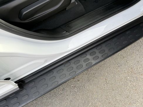 Used 2024 Jeep Grand Cherokee L Laredo w/ Luxury Tech Group I image 33