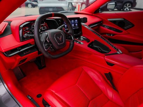 Used 2023 Chevrolet Corvette Stingray Premium Conv w/ Z51 Performance Package RWD image 4