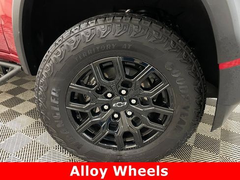 Certified 2024 Chevrolet Colorado Trail Boss w/ Advanced Trailering Package image 51
