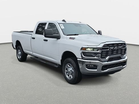 New 2026 RAM 2500 Tradesman w/ Chrome Appearance Group image 3