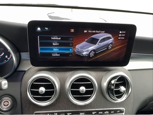 Used 2022 Mercedes-Benz GLC 300 4MATIC w/ AMG Line image 46